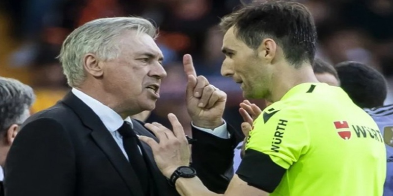 Real Madrid tung video công kích trọng tài